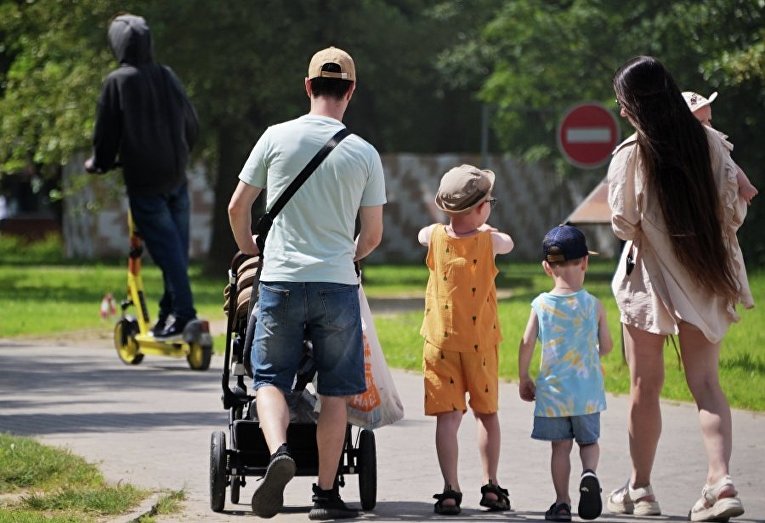 Все законы в Госдуме будут оценивать с точки зрения интересов семей с детьми