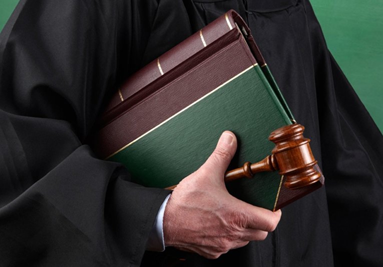 Закон о совершенствовании оплаты труда судей принят в первом чтении